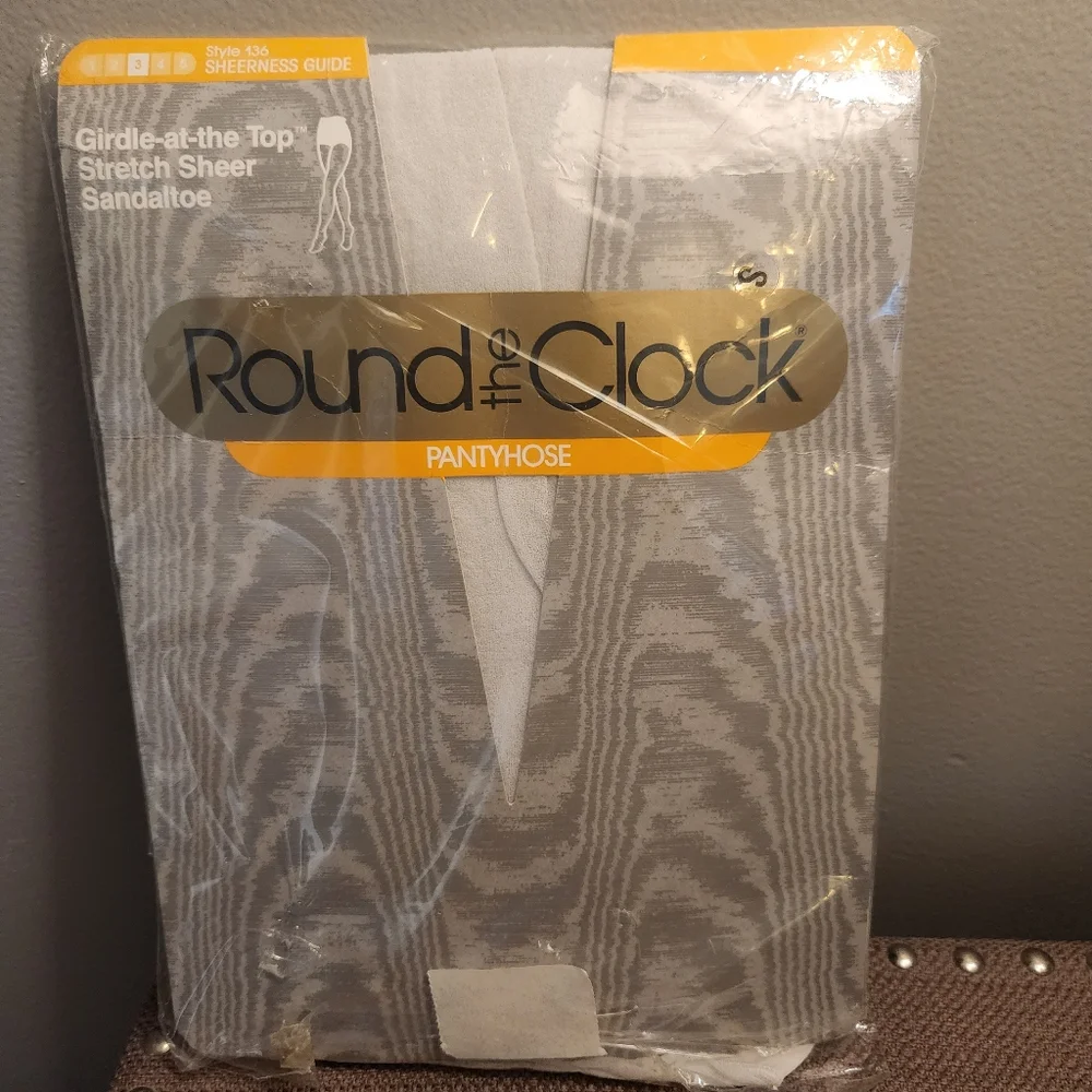 2 Pairs Round The Clock Vintage NEW Pantyhose Size B Girdle Sheer Taupe And Ice